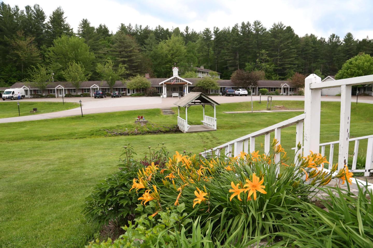 Stowe,VT Romantic Getaway Package Golden Eagle Resort